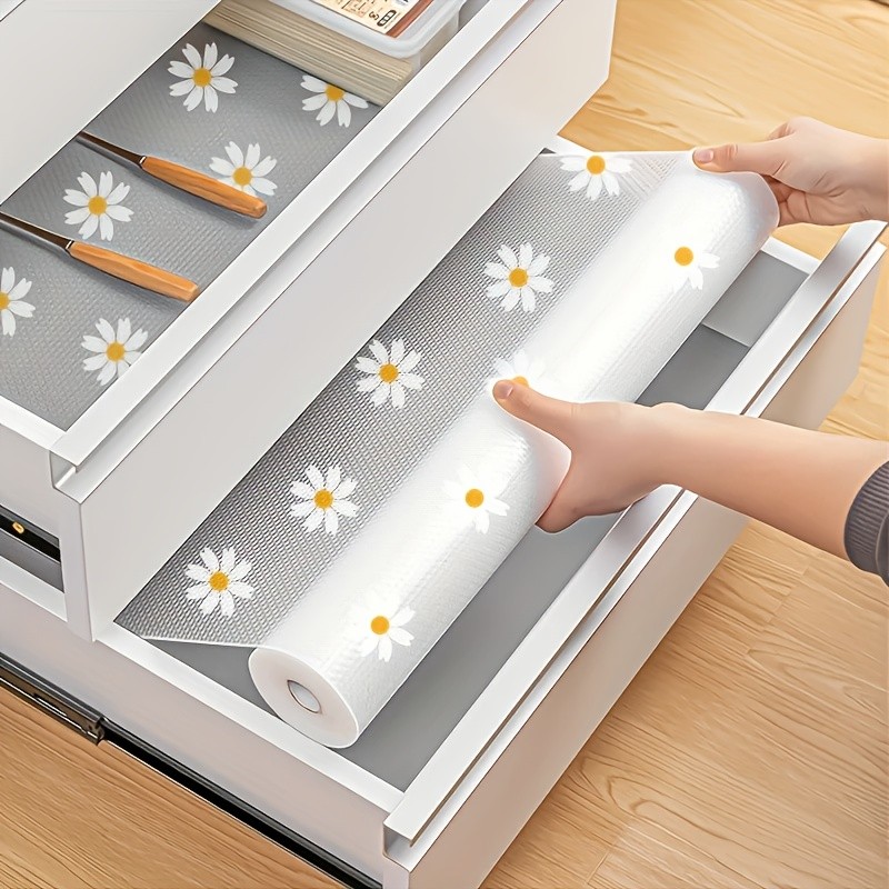 1 Roll of Daisy Design Waterproof Cabinet Liner - Easy to Clean Plastic Mat, Waterproof, Oil-Proof, And Non-Slip Durable Shelf Liner | Can Be Cut to Fit, Suitable for Kitchen, Refrigerator, Table, And